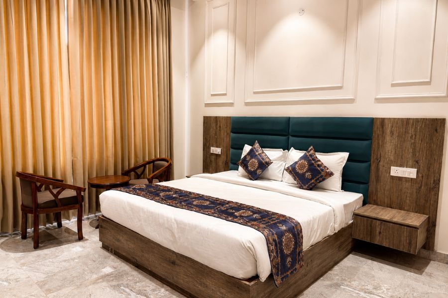 LE MIRAGE ZIRAKPUR (5)